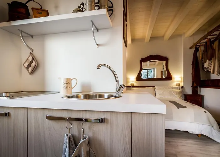 Le Casette - Bymyhomeincomo Apartmán *